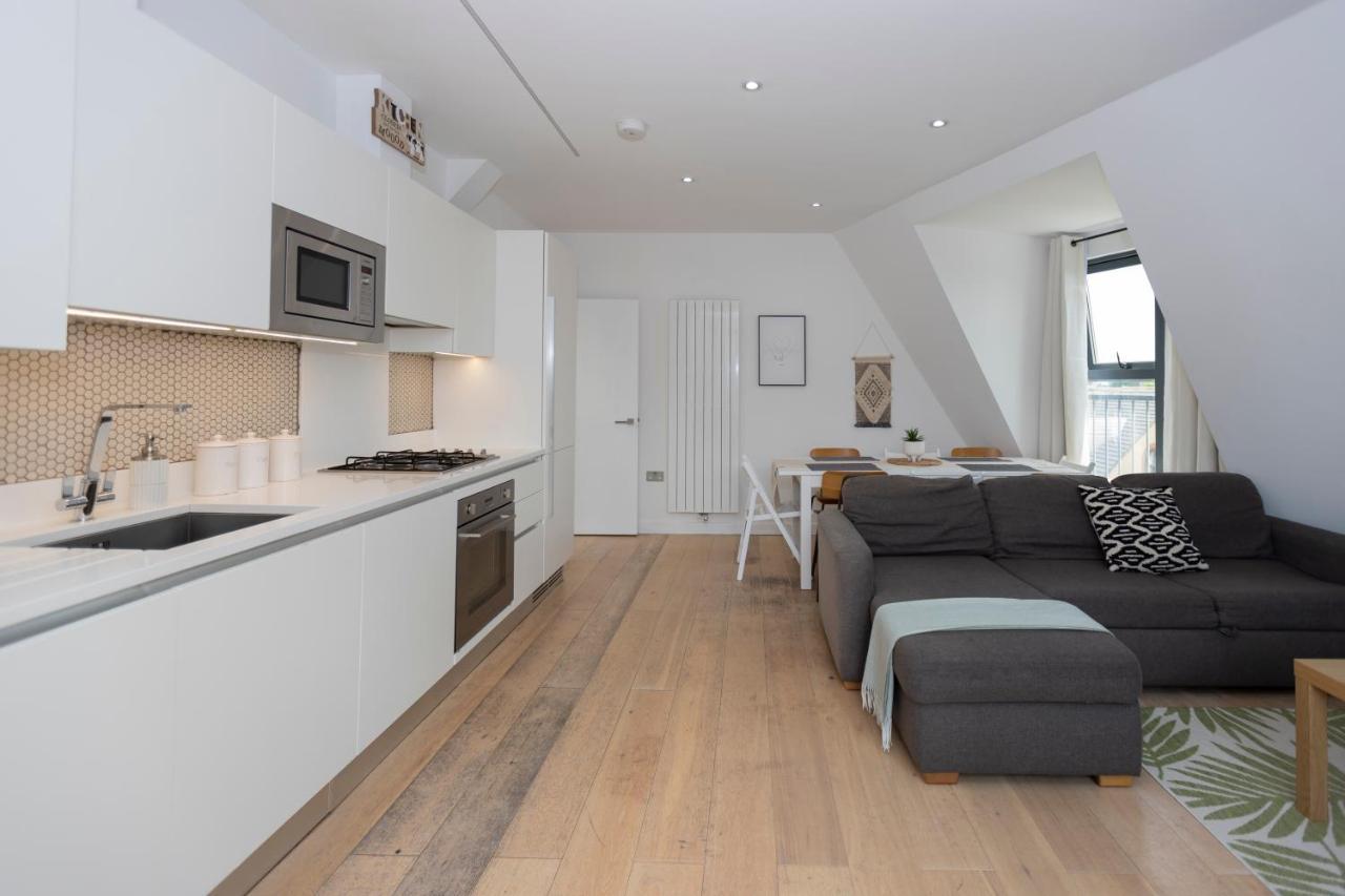 Stunning 3 Bedroom Penthouse With Terrace And Lift London Exteriör bild